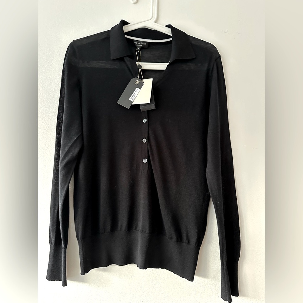 Silk blended Rag &Bone top, fits like XS